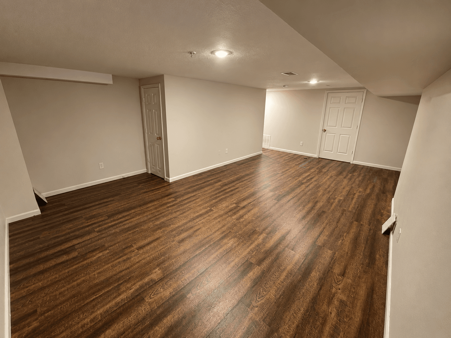 Shawnee Apartment: 10900 Oasis Court