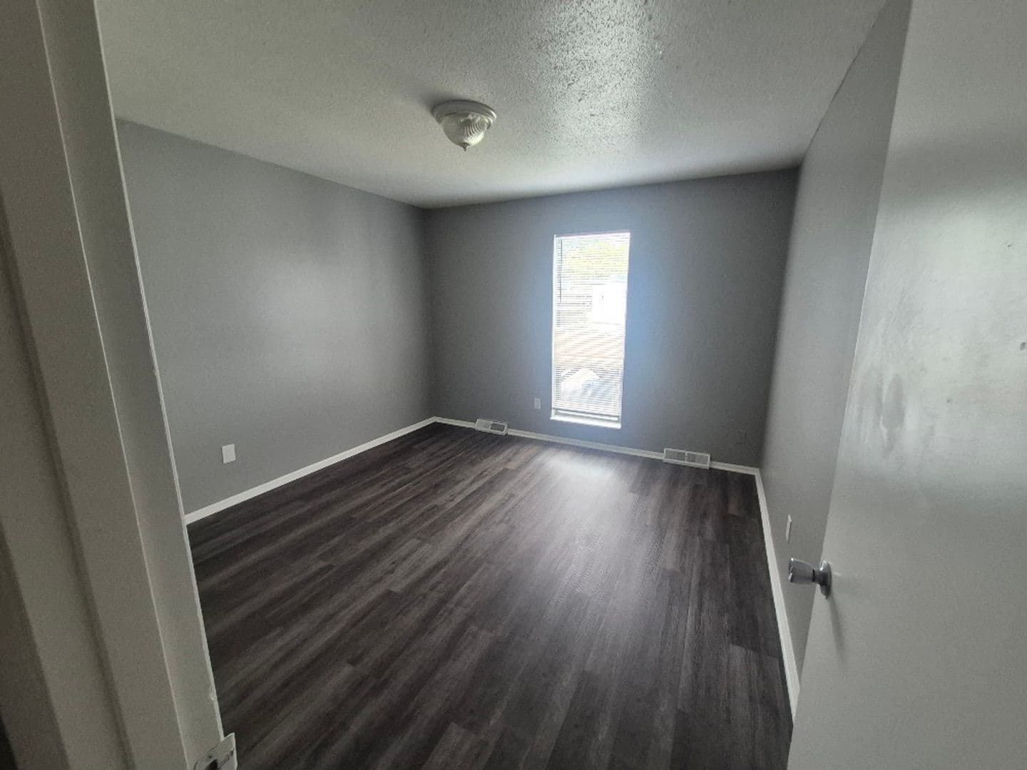 Independence Apartment: 3926 s Redwood Dr