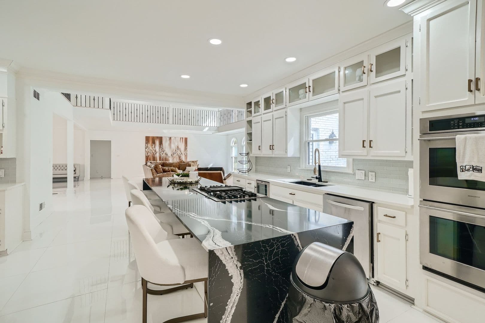 Atlanta House: 425 Ferry Lndg