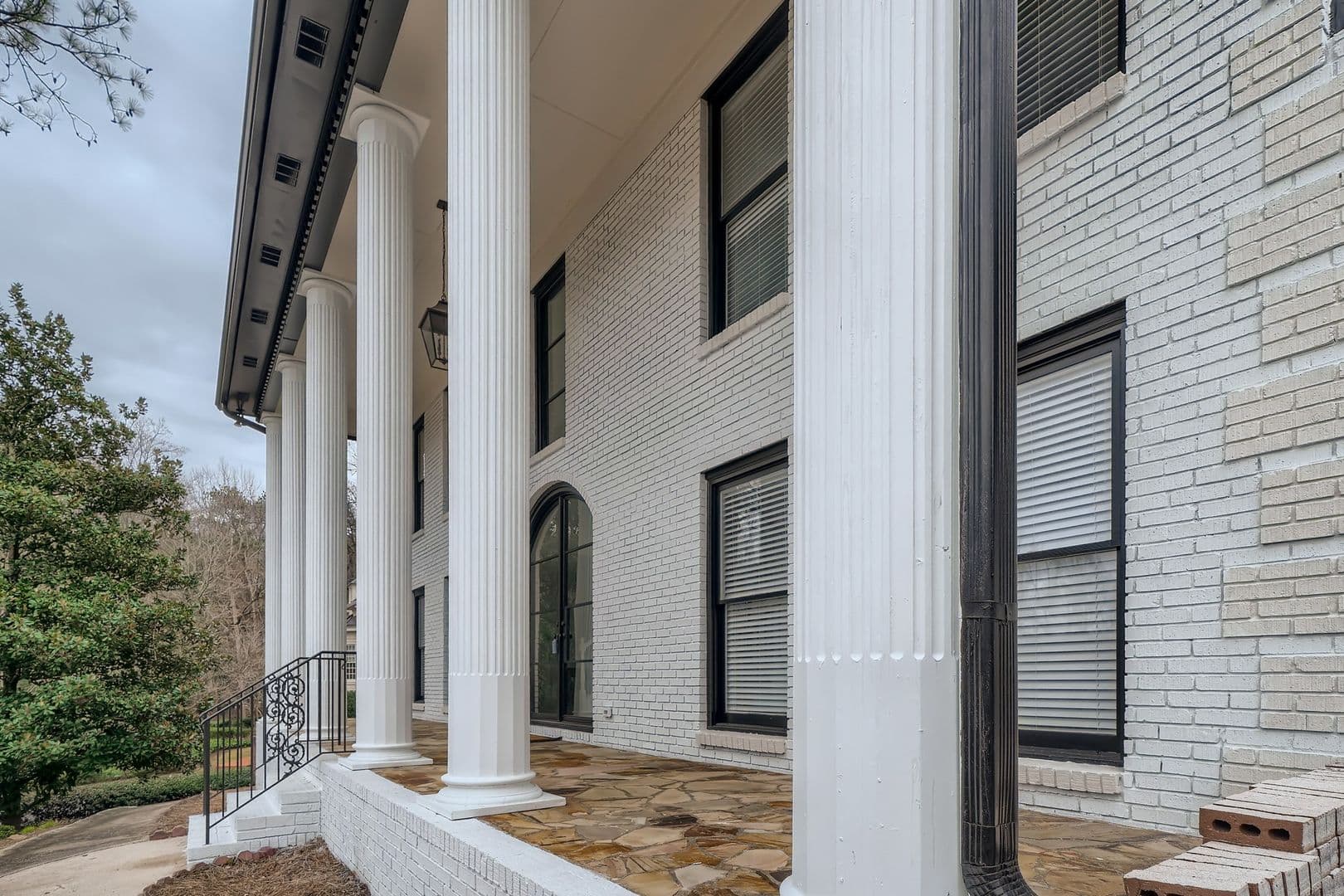 Atlanta House: 425 Ferry Lndg