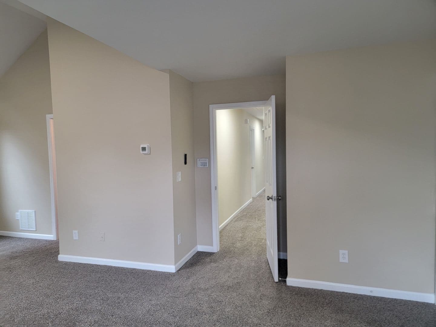 Douglasville House: 3288 Hunting Creek Pass