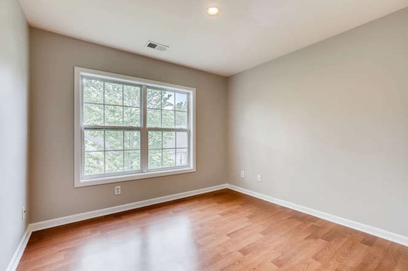 Atlanta Townhome: 744 Celeste Ln.
