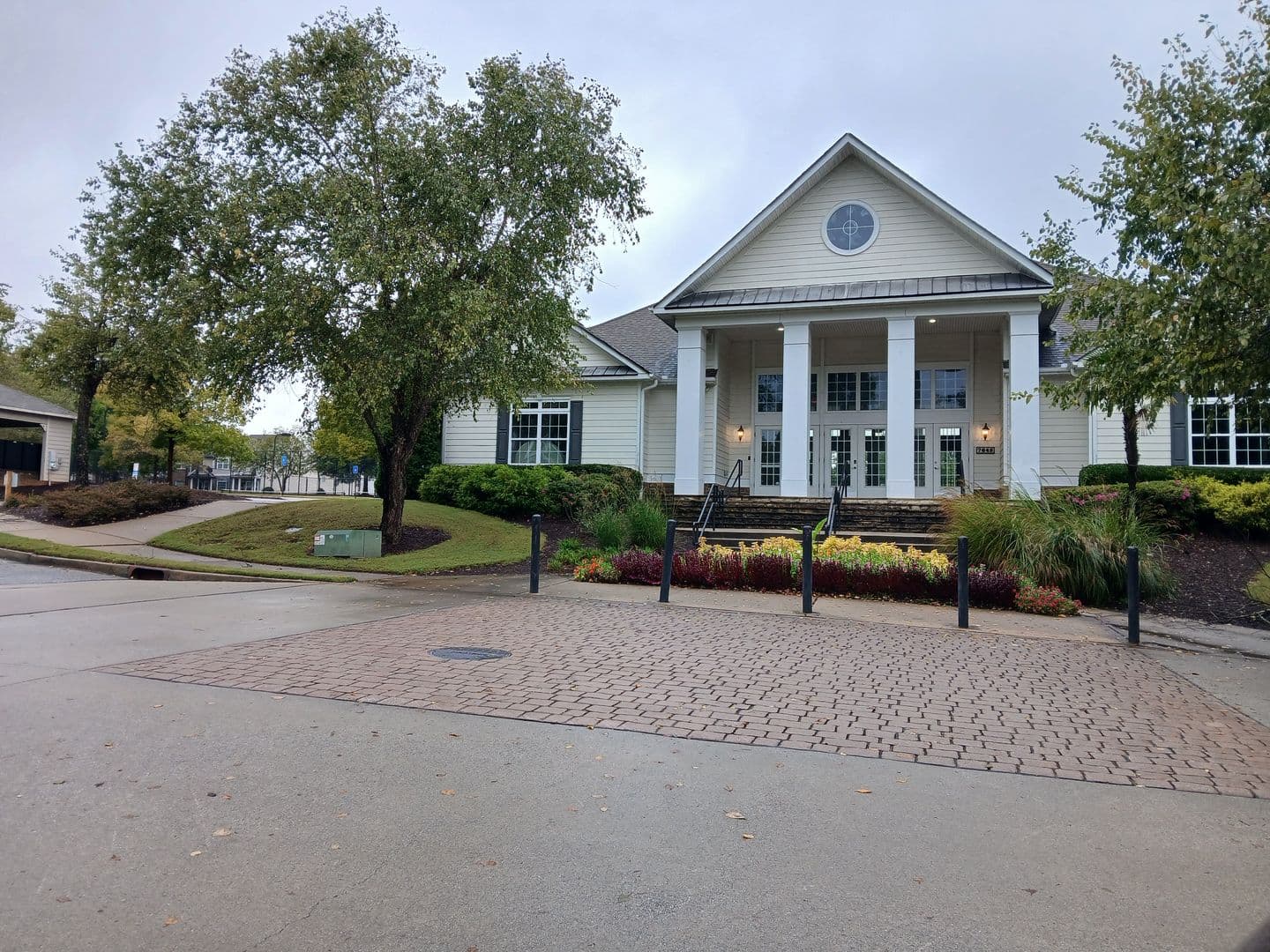 Fairburn House: 5531 Radford Loop