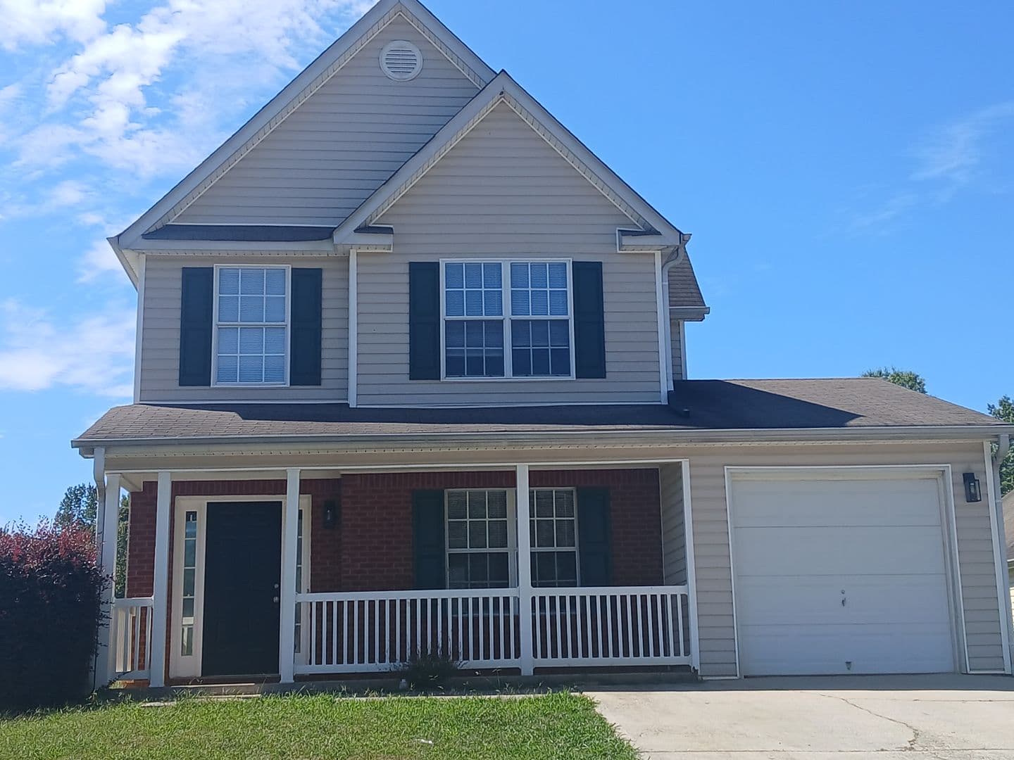 Union City House: 7900 Four Oaks Court
