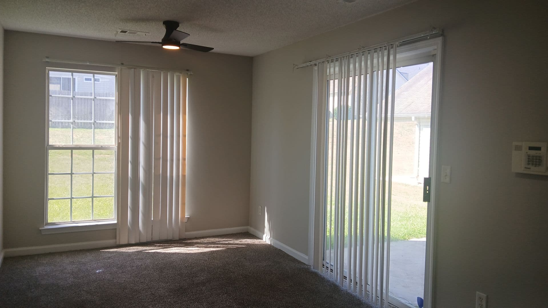 Union City House: 7900 Four Oaks Court