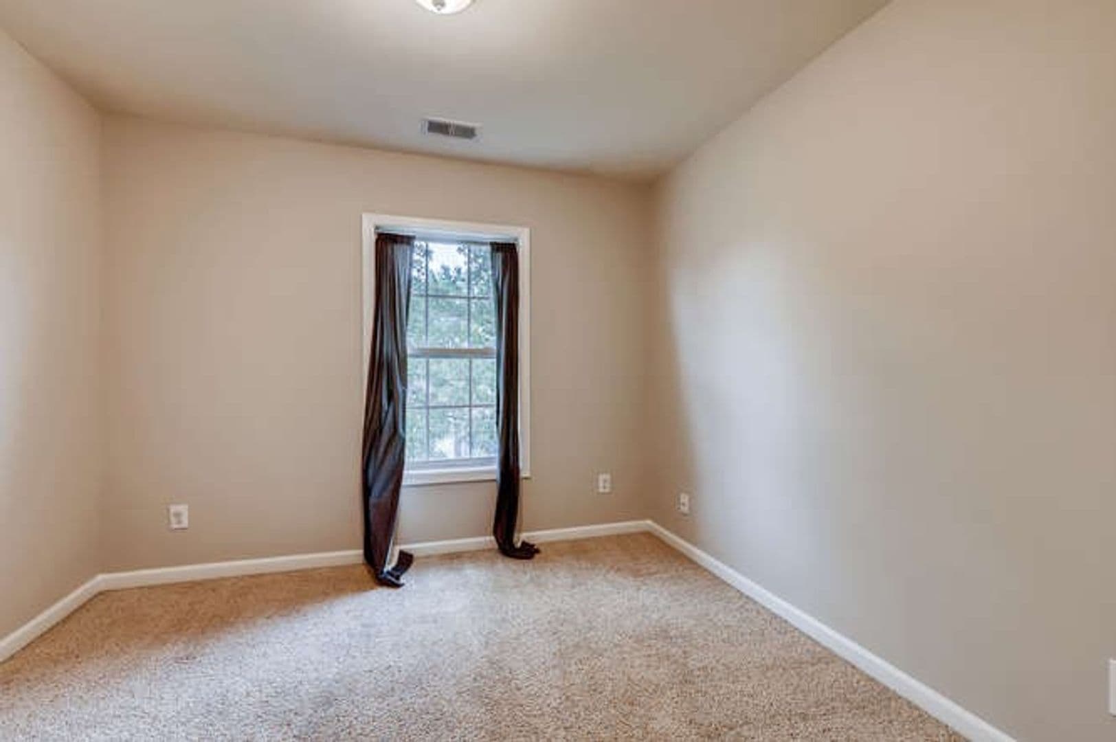 Atlanta Townhome: 744 Celeste Ln.