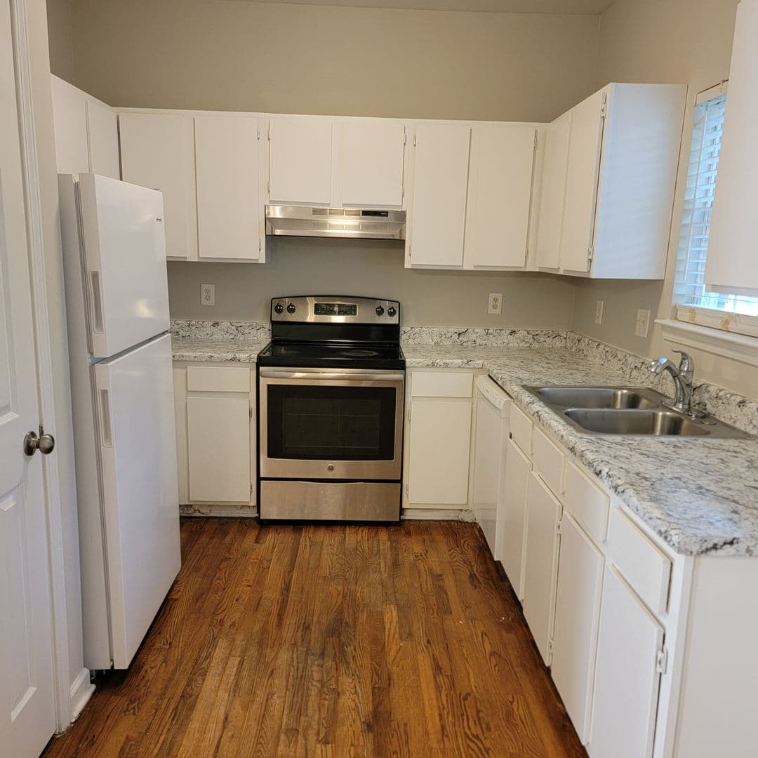 Atlanta Townhome: 988 Sims Ave,  - Unit A