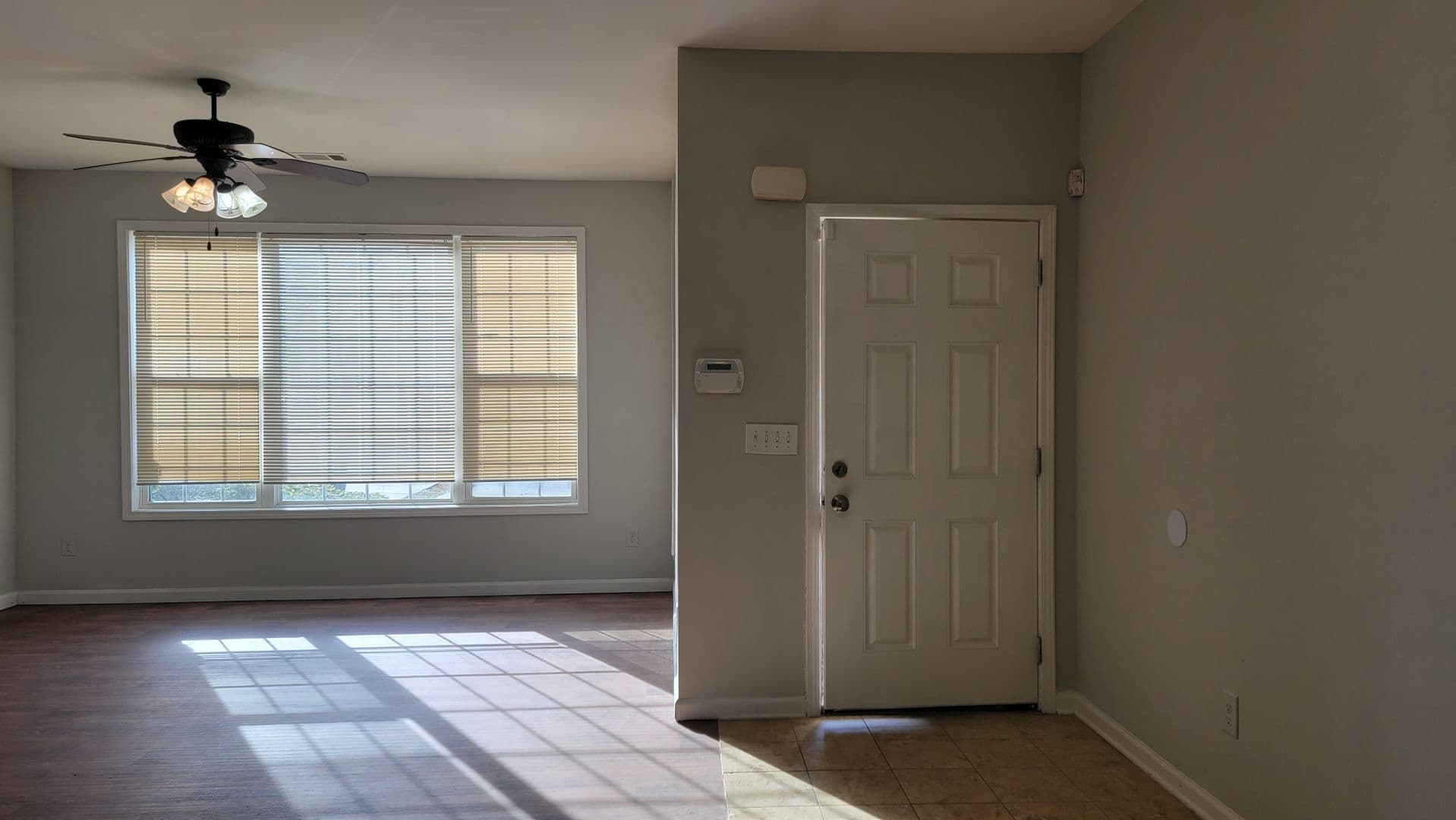 Riverdale Townhome: 1471 Riverrock Court