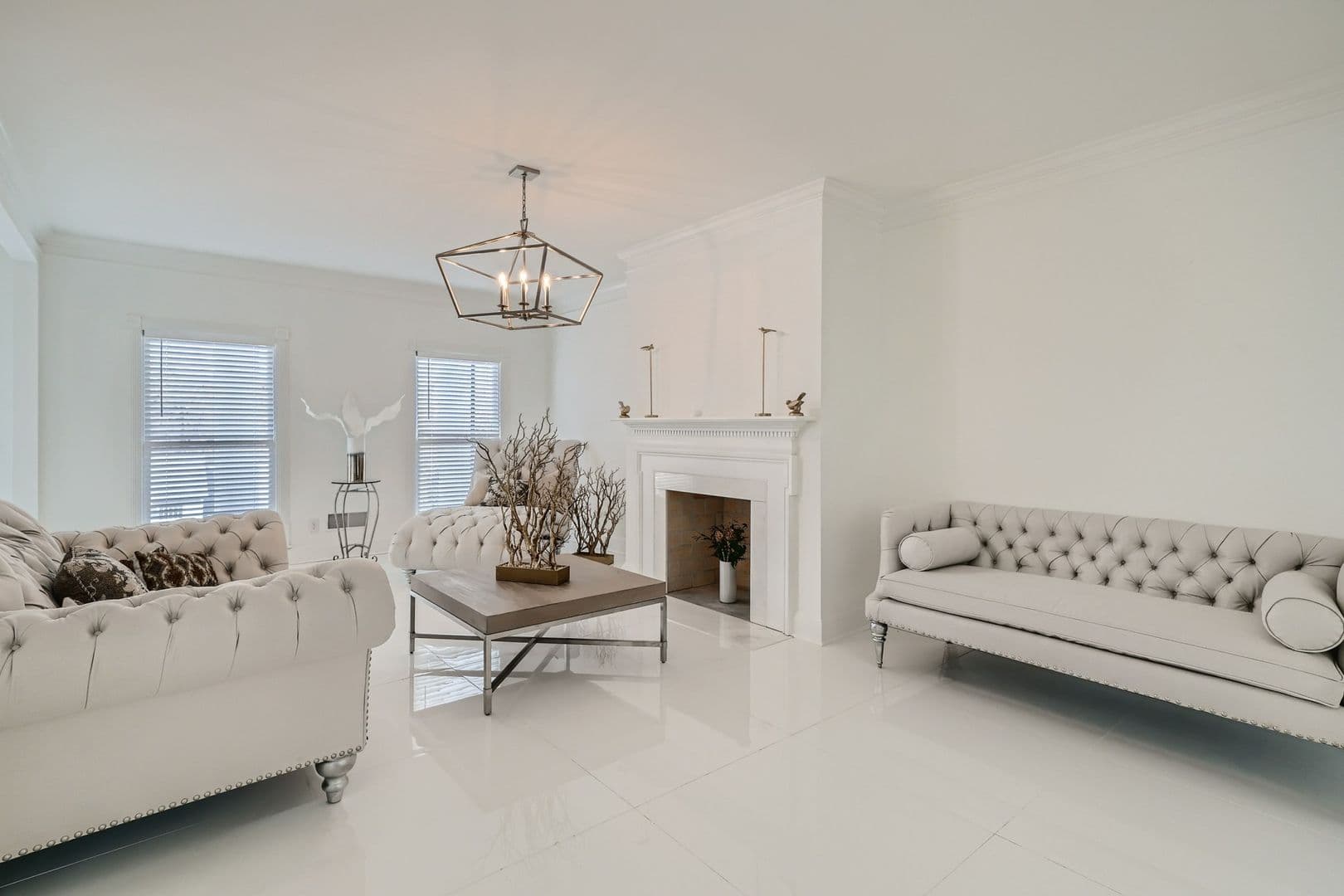 Atlanta House: 425 Ferry Lndg