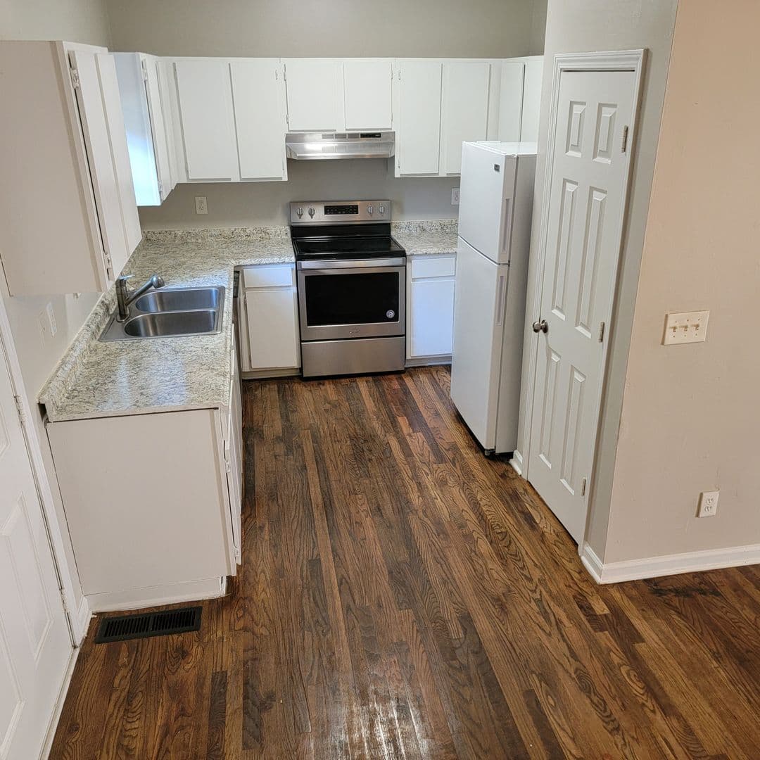 Atlanta Townhome: 988 Sims Ave,  - Unit A