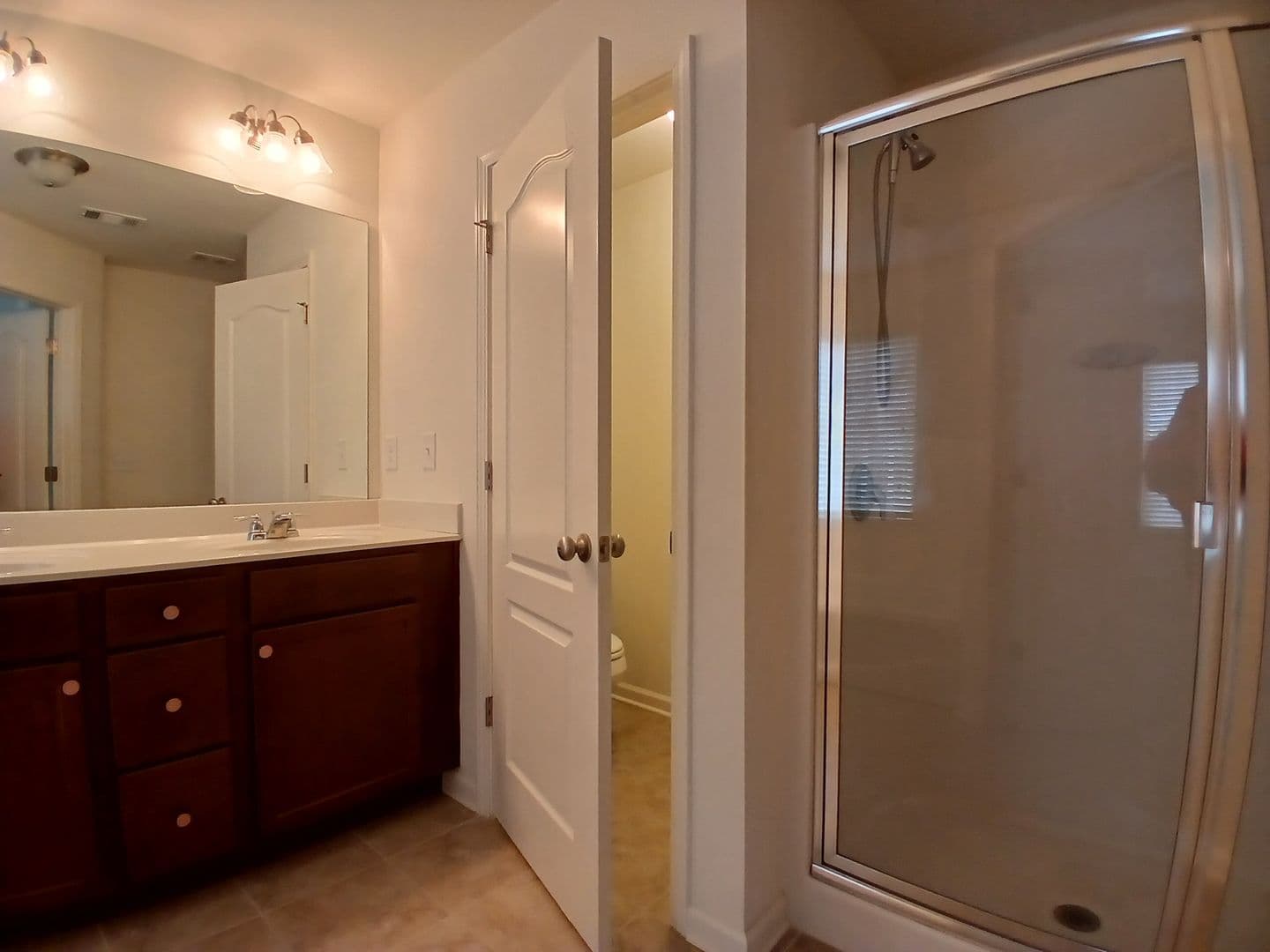 Fairburn House: 5531 Radford Loop