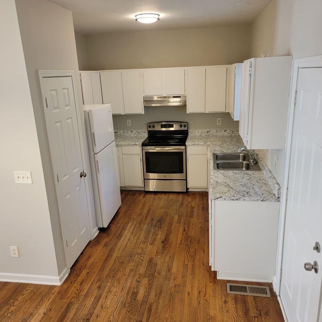Atlanta Townhome: 988 Sims Ave,  - Unit A