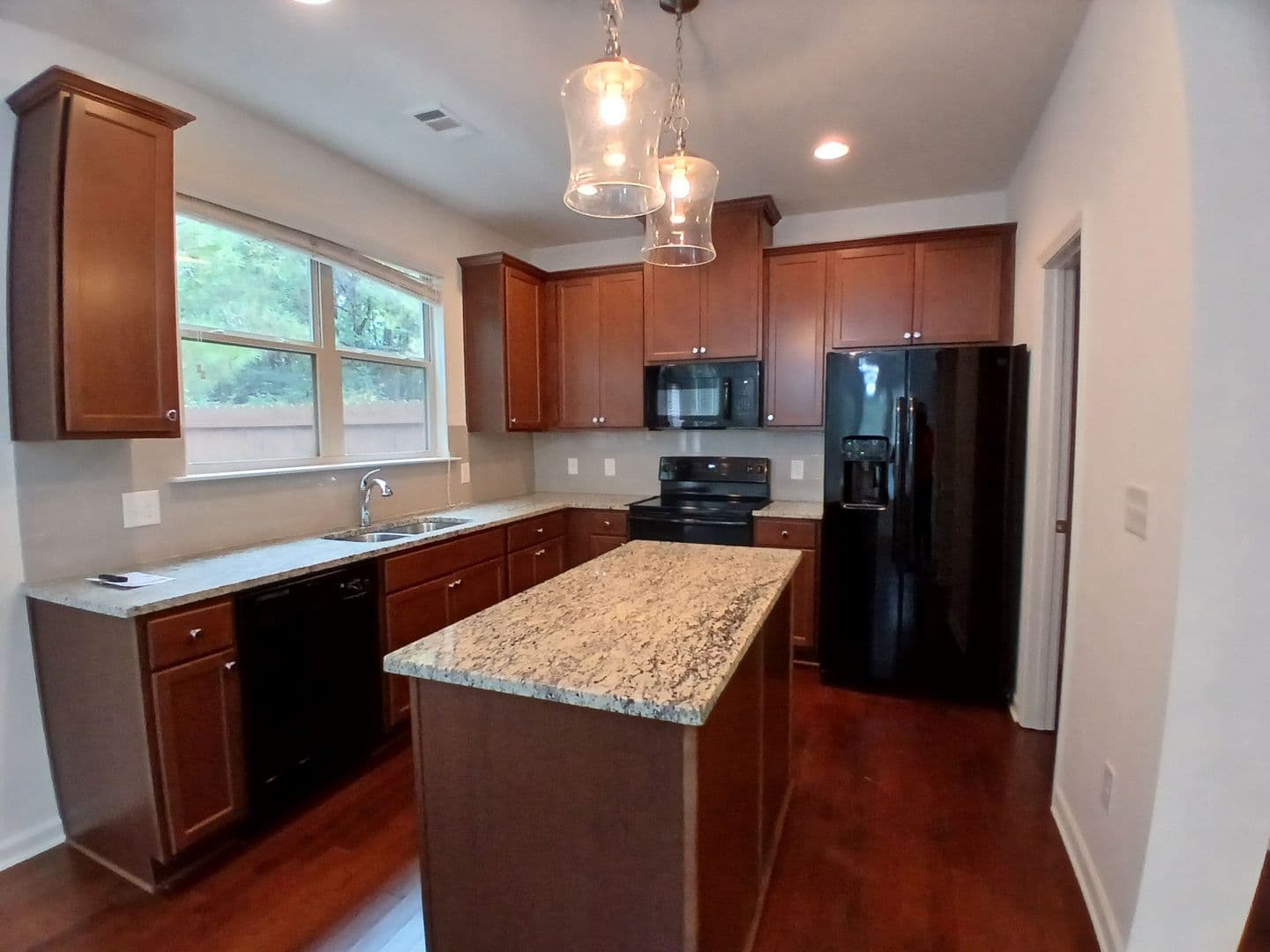 Fairburn House: 5531 Radford Loop