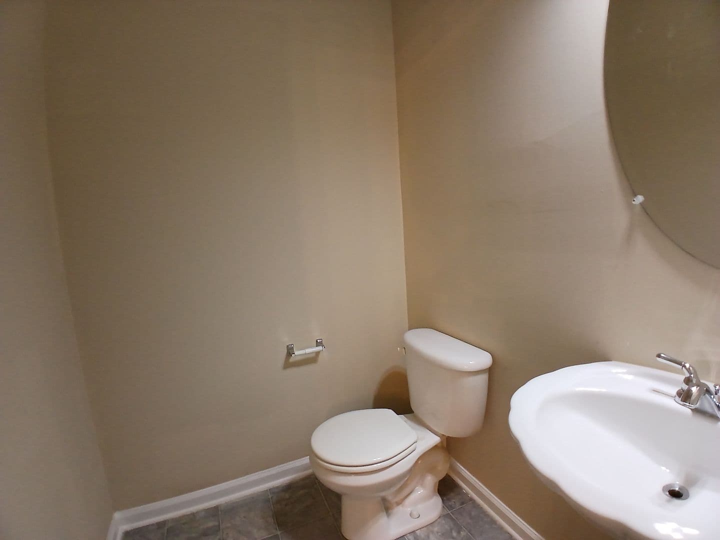 Hampton House: 1742 Fielding Way