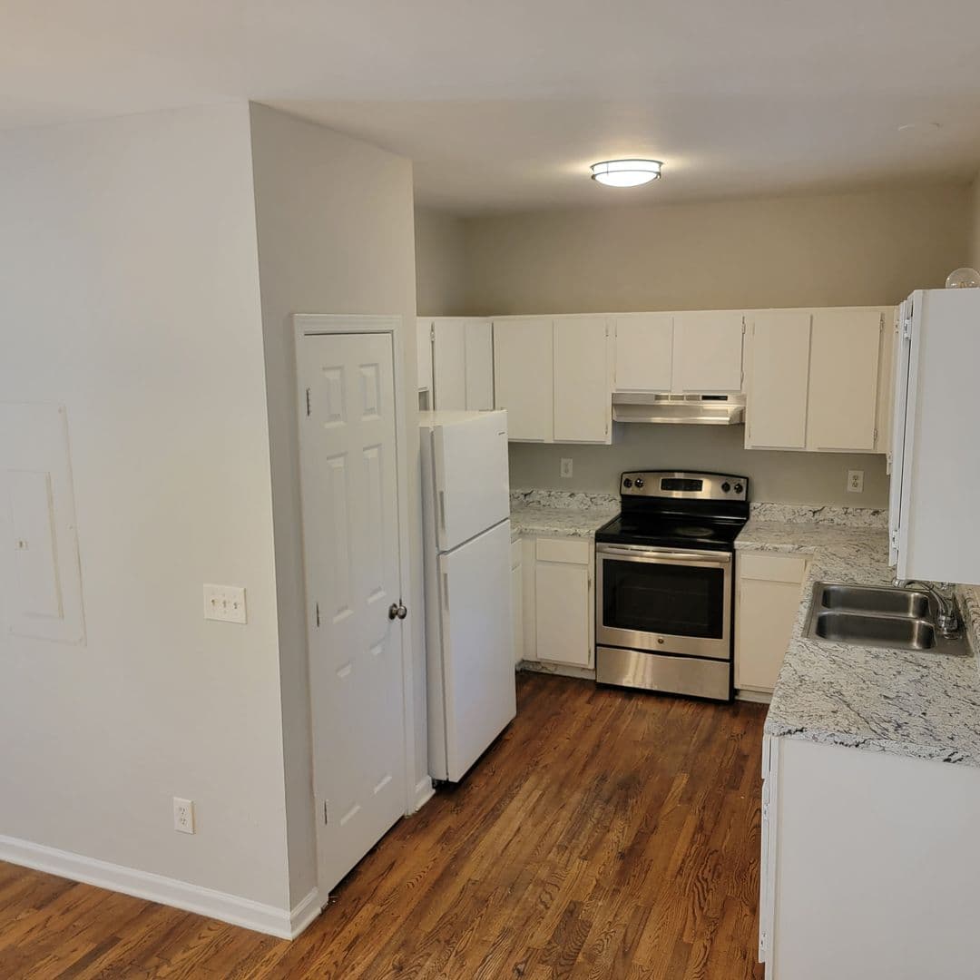 Atlanta Townhome: 988 Sims Ave,  - Unit A