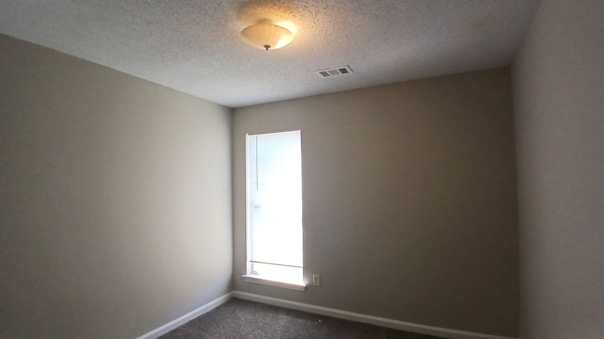 Union City House: 7900 Four Oaks Court