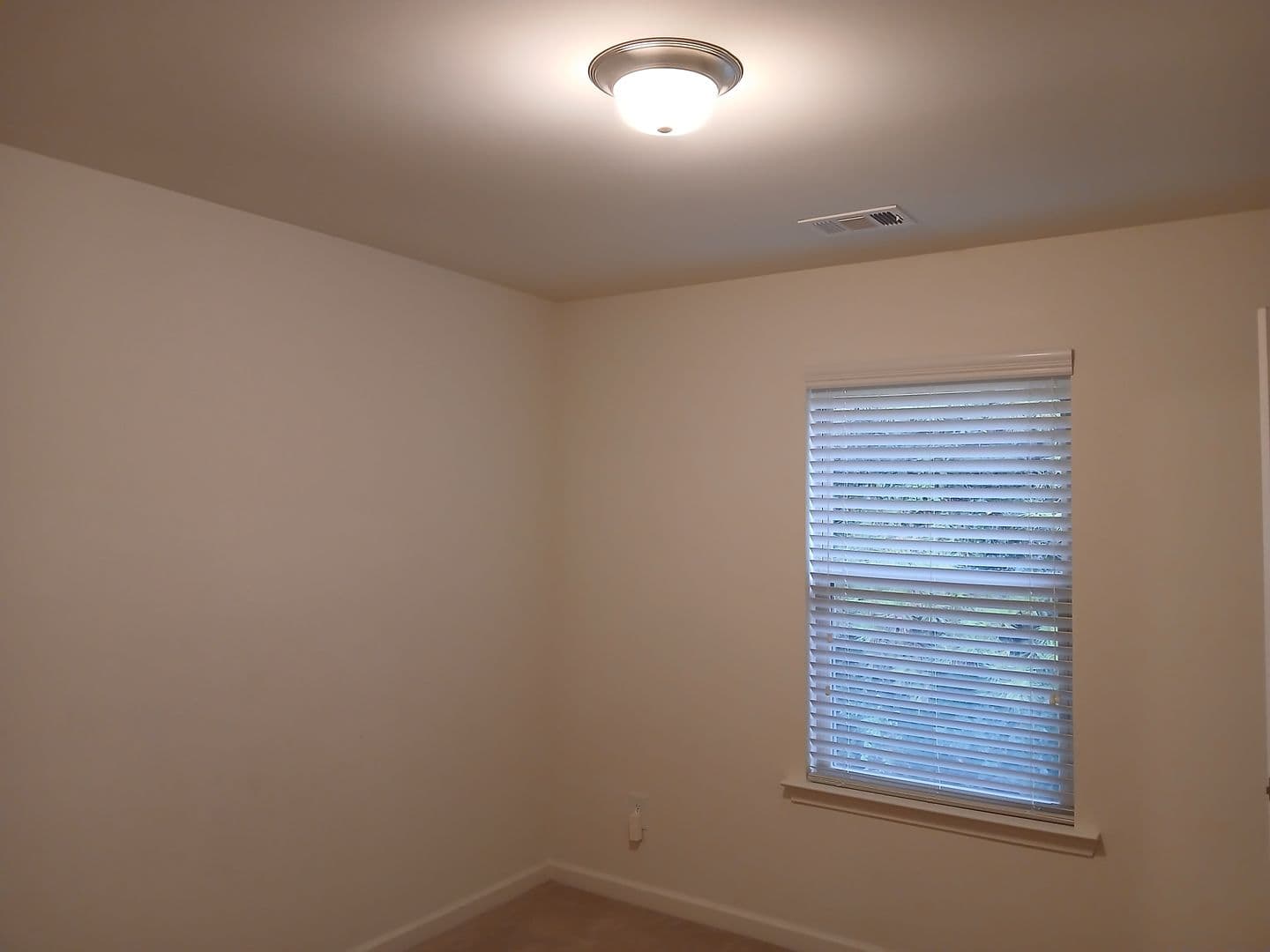 Fairburn House: 5531 Radford Loop