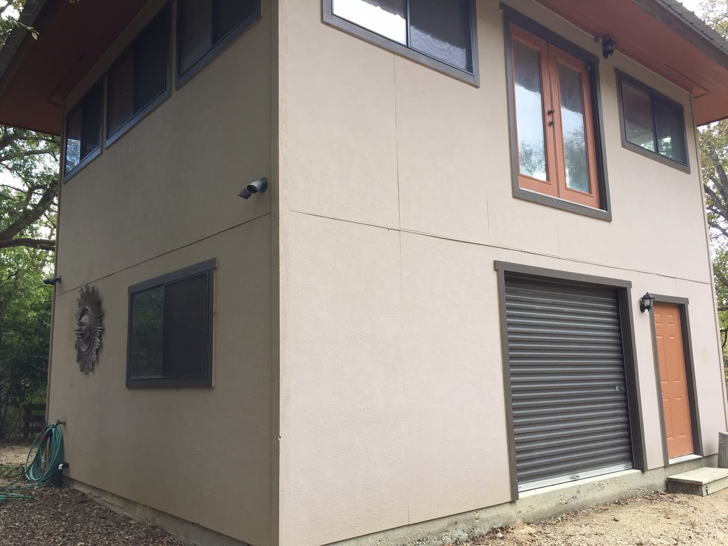 Red Rock House: 617 Wilson
