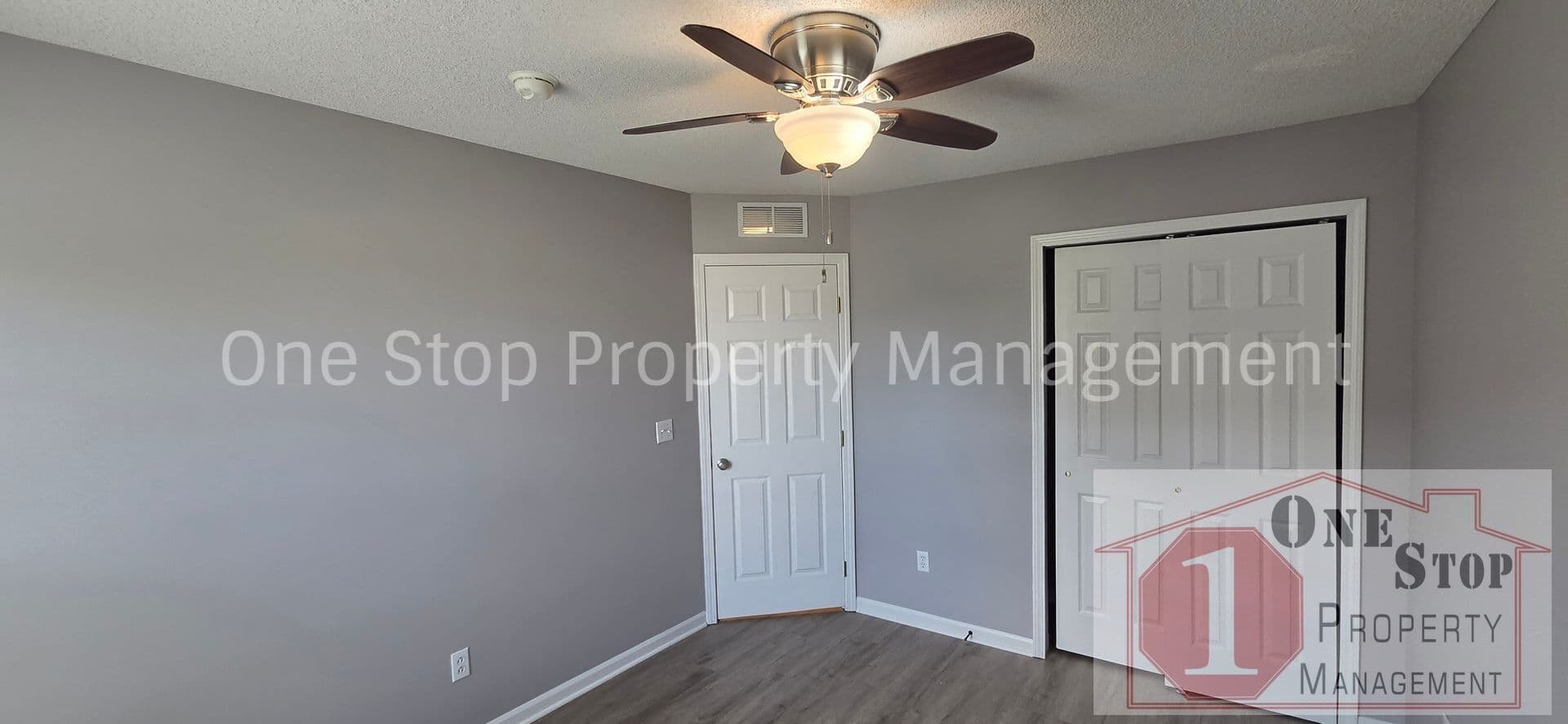 Kansas City House: 5501 N Bell St