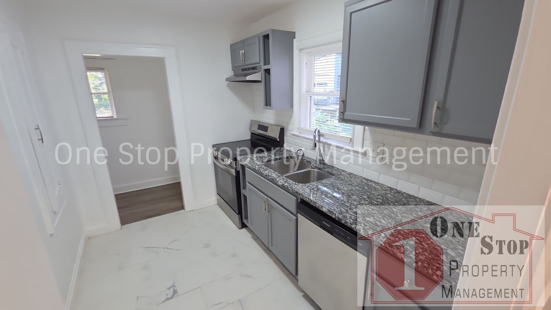 Kansas City House: 1195 E 65th St