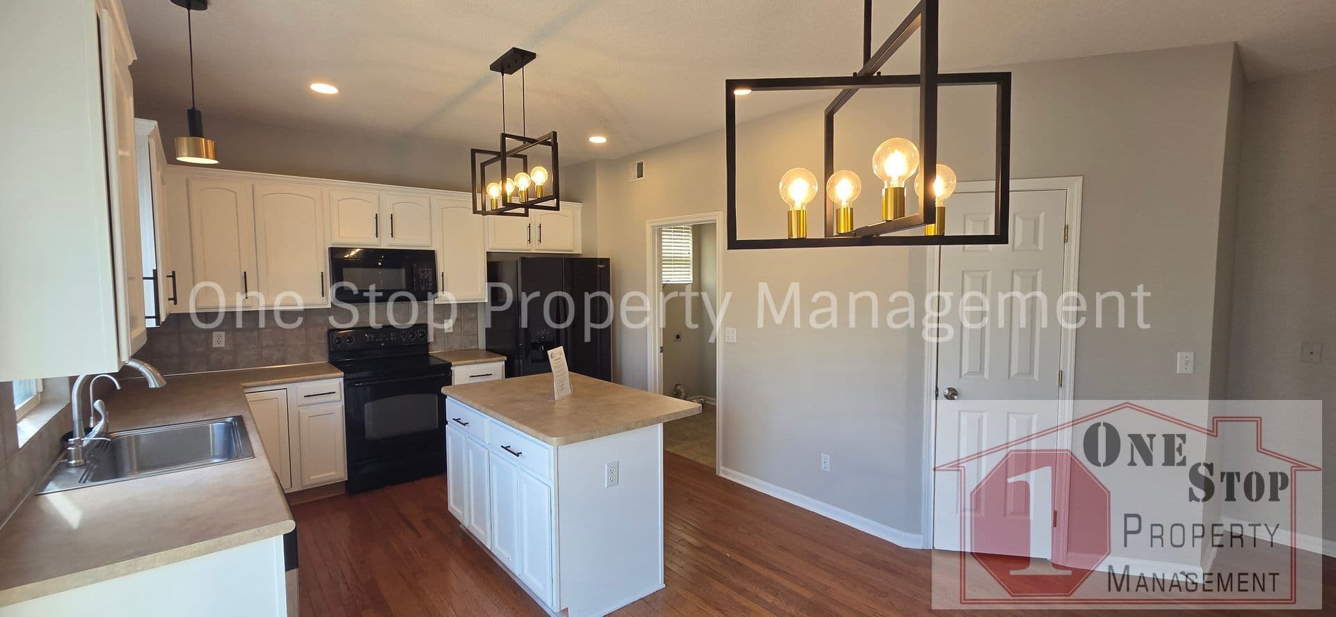Kansas City House: 5501 N Bell St