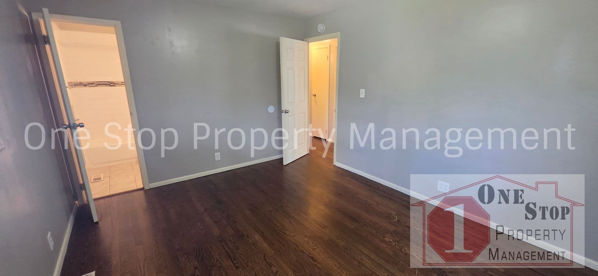 Kansas City House: 8408 E 93rd Ter