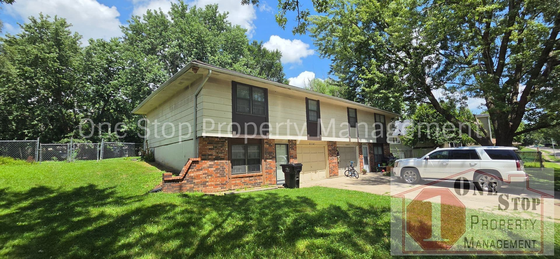 Independence House: 16618 E 3rd Terr N