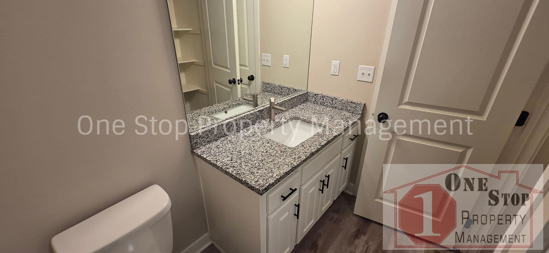 Blue Springs House: 124 SW 8th Street