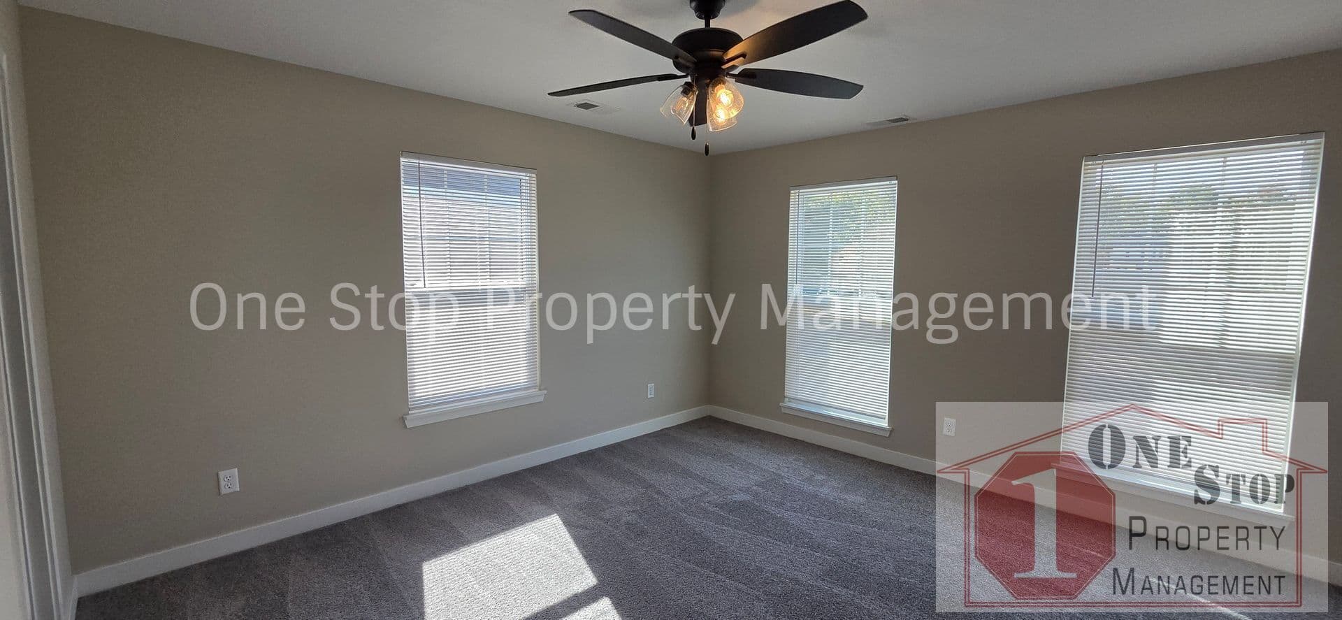 Blue Springs House: 124 SW 8th Street