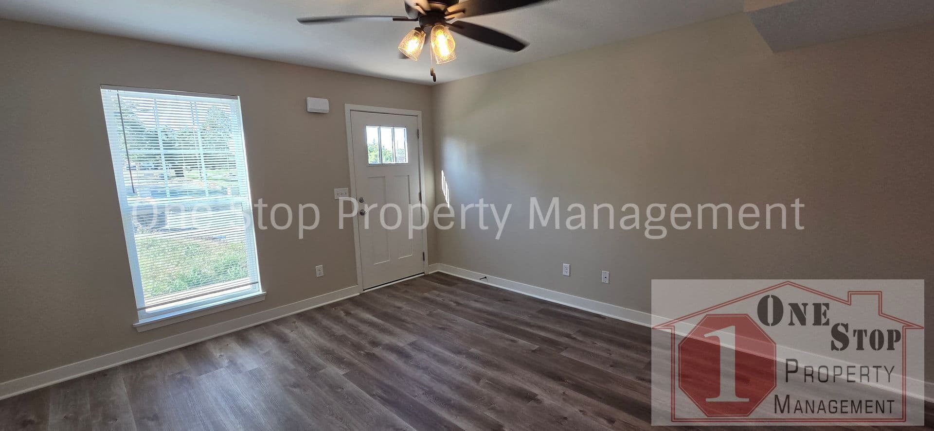 Blue Springs House: 124 SW 8th Street