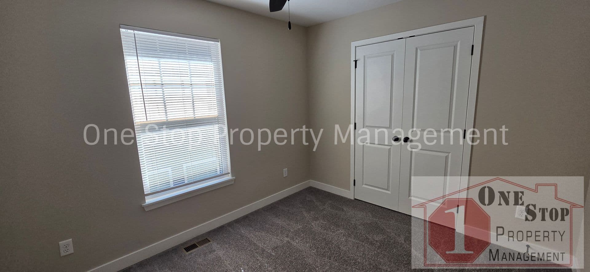 Blue Springs House: 124 SW 8th Street