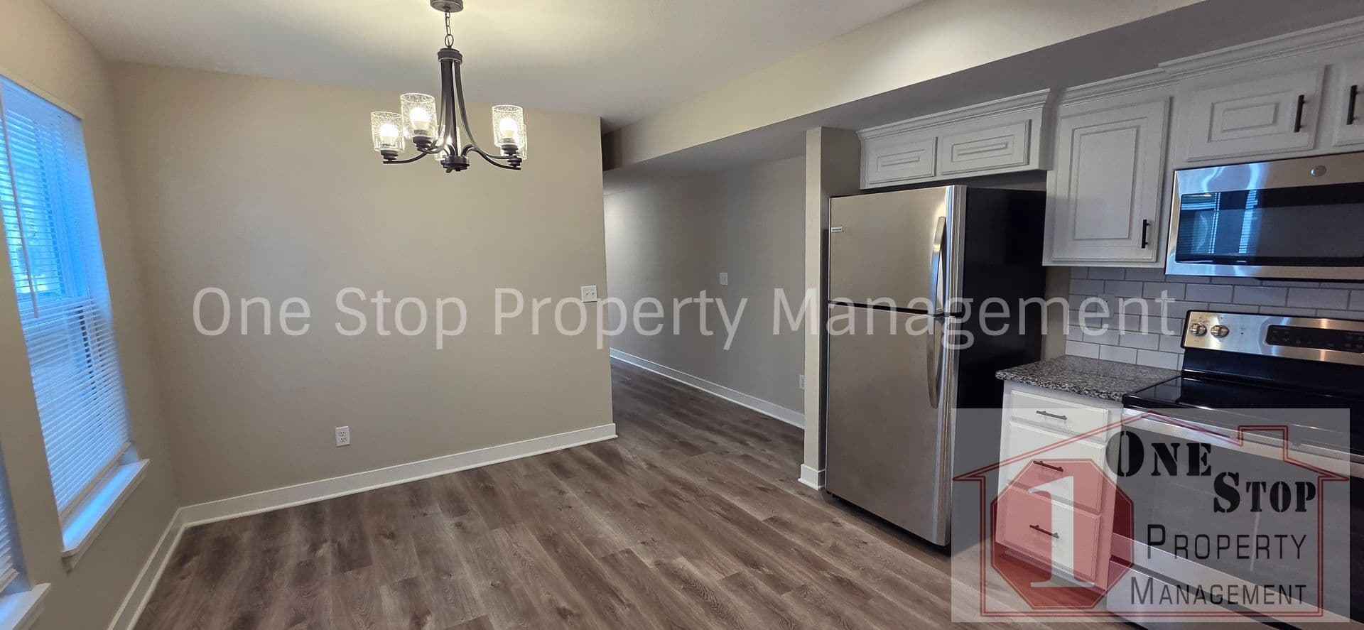 Blue Springs House: 124 SW 8th Street