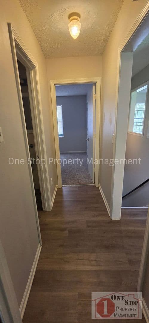 Independence House: 16618 E 3rd Terr N