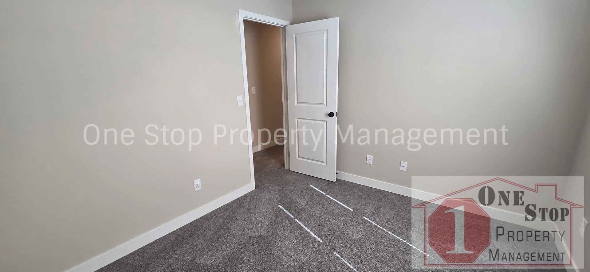 Blue Springs House: 124 SW 8th Street
