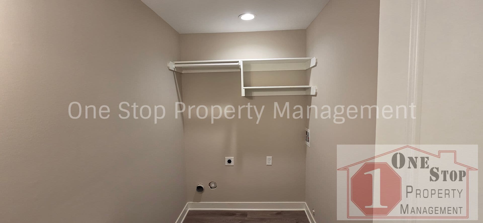 Blue Springs House: 124 SW 8th Street