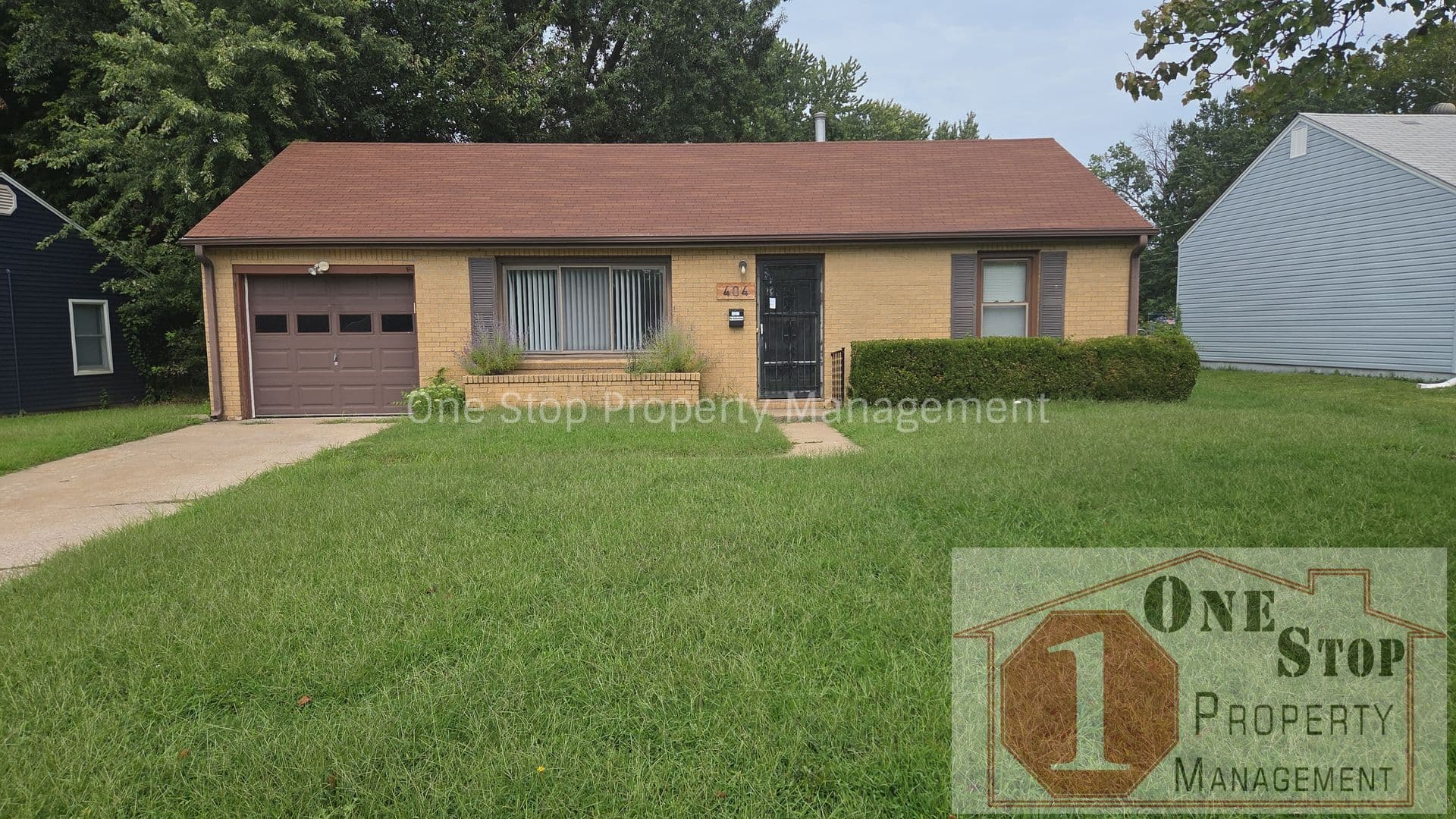 Gladstone House: 404 NE 67th Terrace