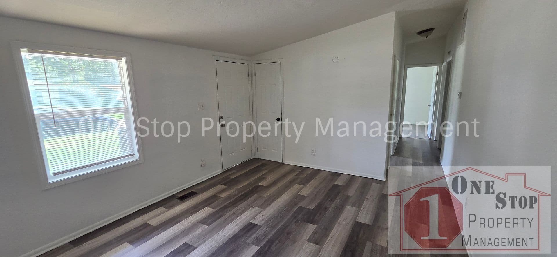 Independence House: 18508 E 5th St N