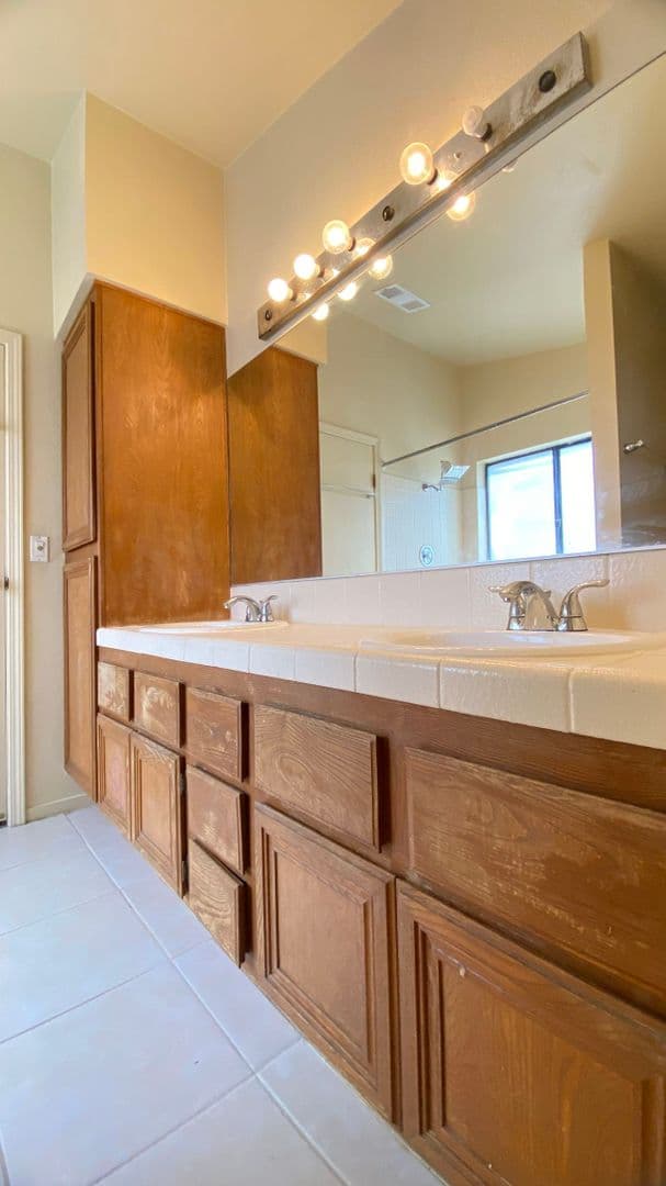 Las Vegas House: 6424 Dearborn CT