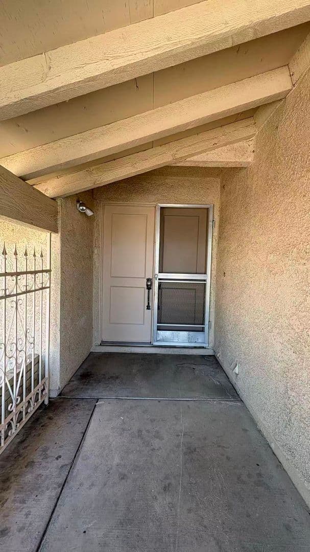 Las Vegas House: 3564 Redwood St