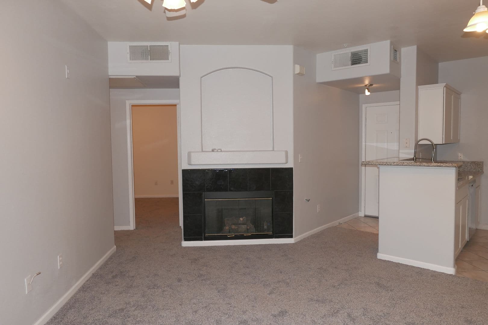 Las Vegas House: 7163 Durango #204