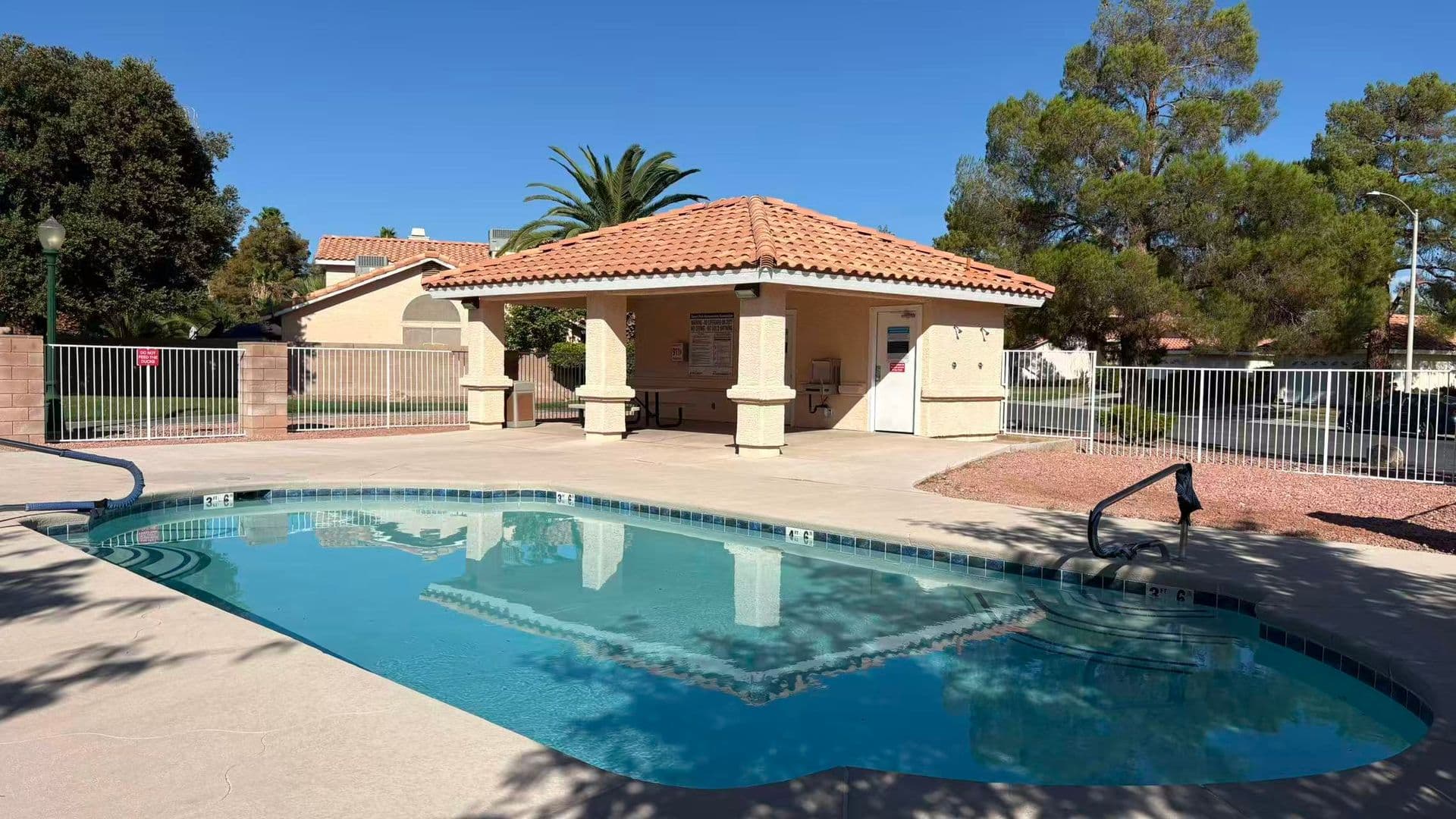 Henderson House: 42 Quiet Desert Lane