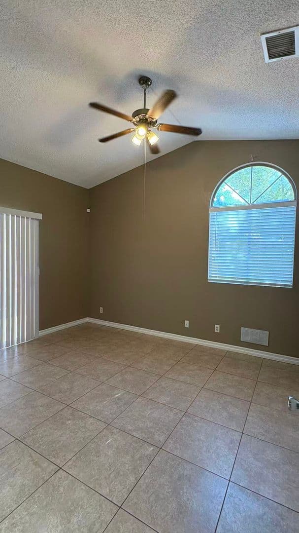 Henderson House: 42 Quiet Desert Lane