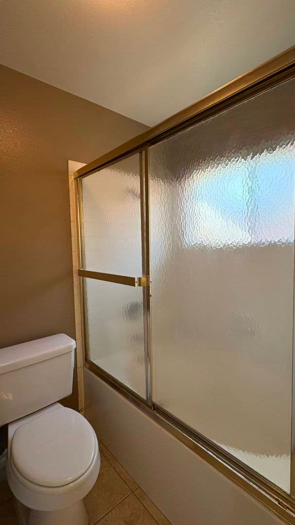 Henderson House: 42 Quiet Desert Lane