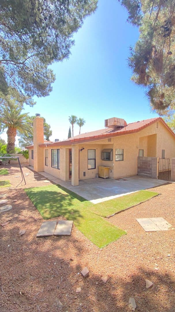Las Vegas House: 6424 Dearborn CT