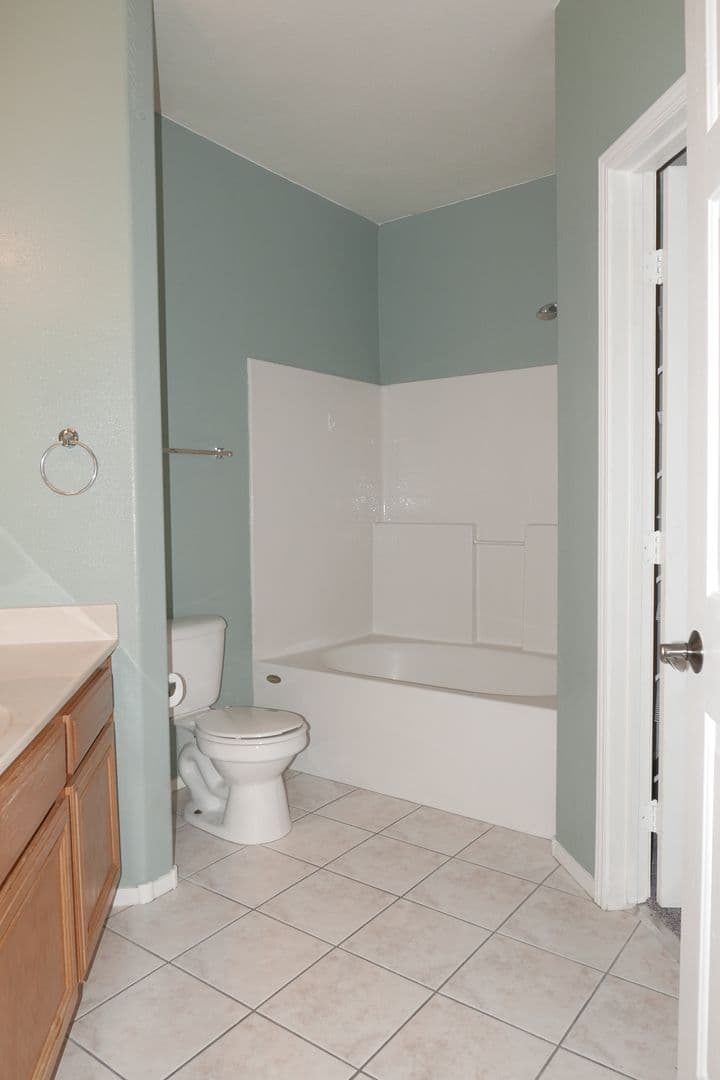 Las Vegas House: 7163 Durango #204