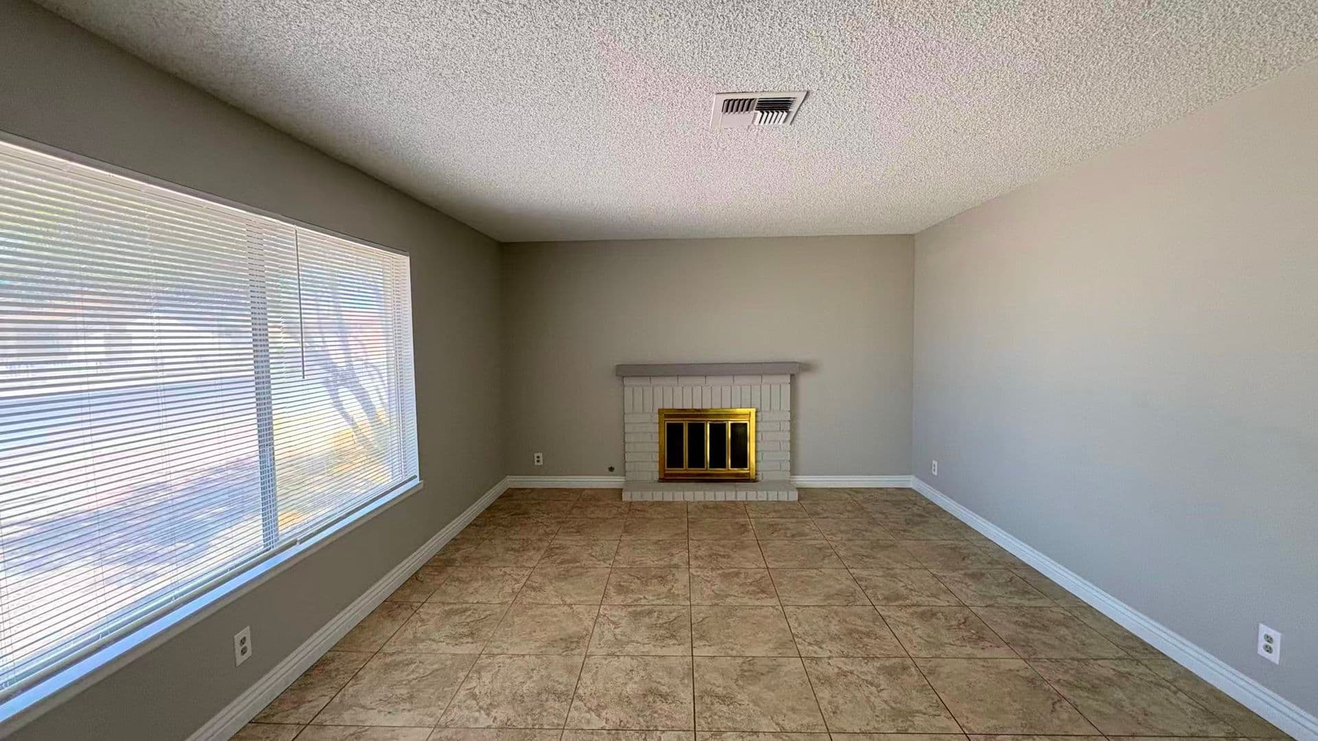 Las Vegas House: 3564 Redwood St