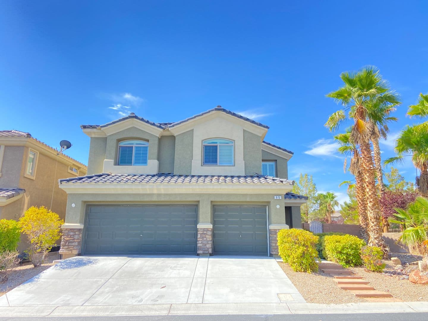 Las Vegas House: 95 Broken Putter Way