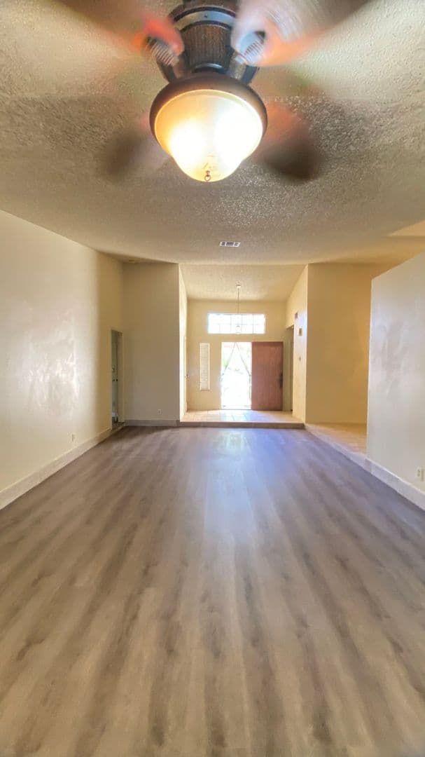 Las Vegas House: 6424 Dearborn CT
