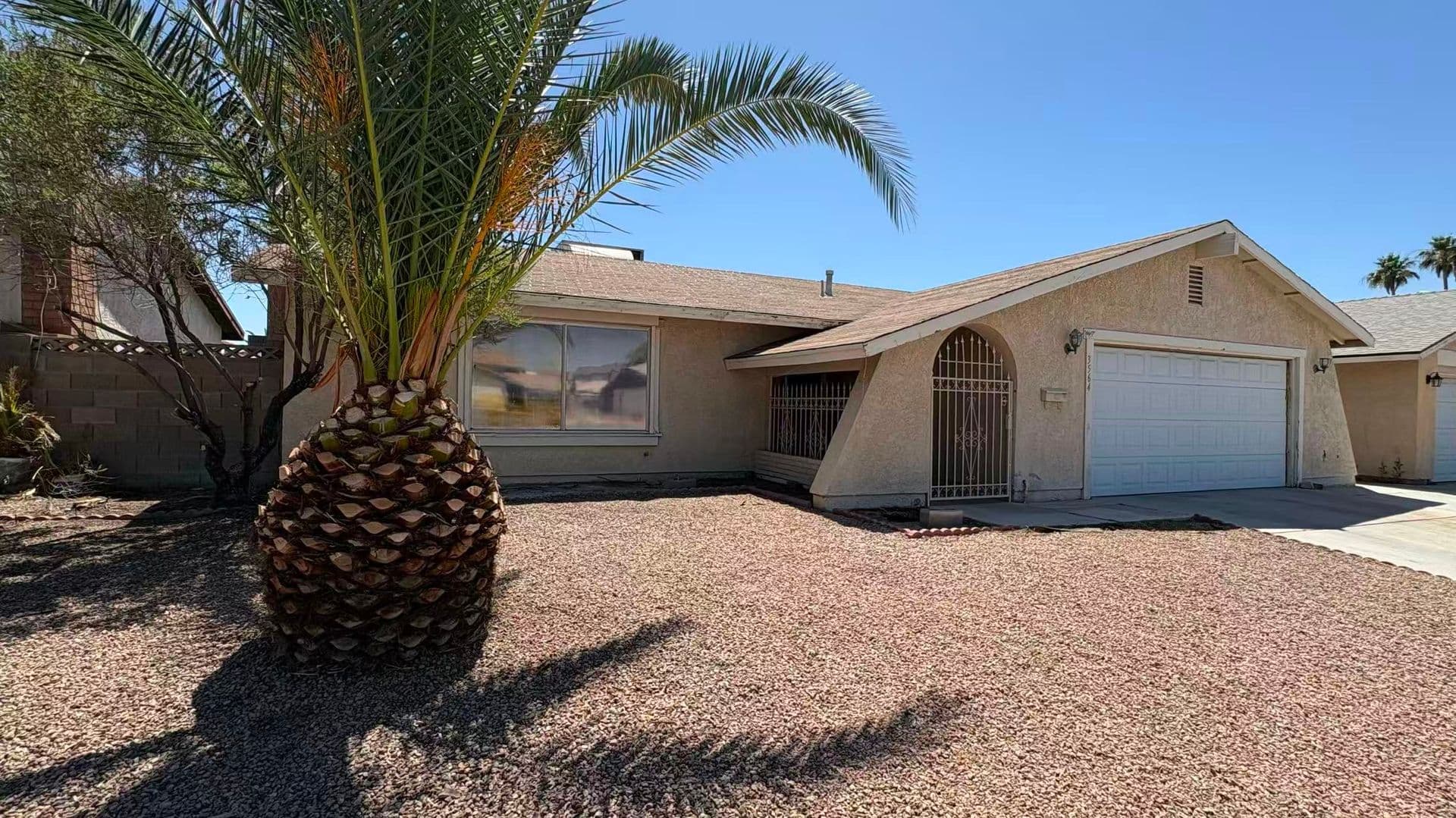 Las Vegas House: 3564 Redwood St
