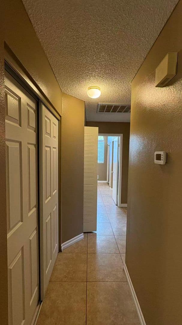 Henderson House: 42 Quiet Desert Lane